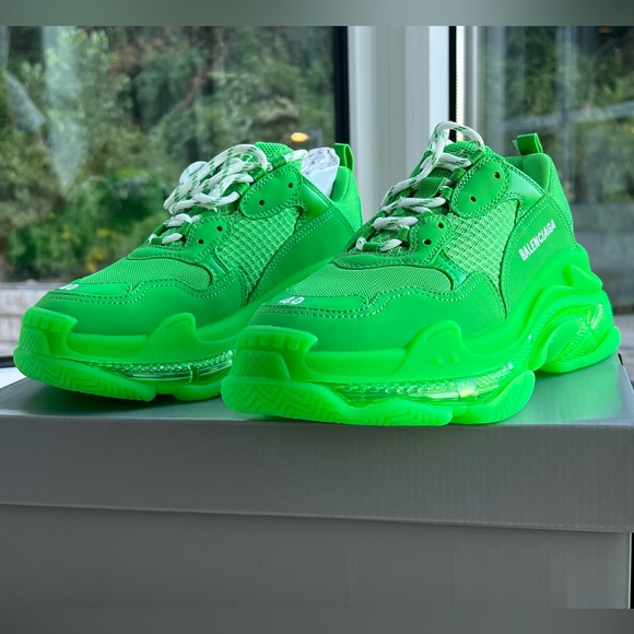 Balenciaga Fabric Mesh Clear Sole Womens Triple S Sneakers Fluo Green - Picture 2 of 4